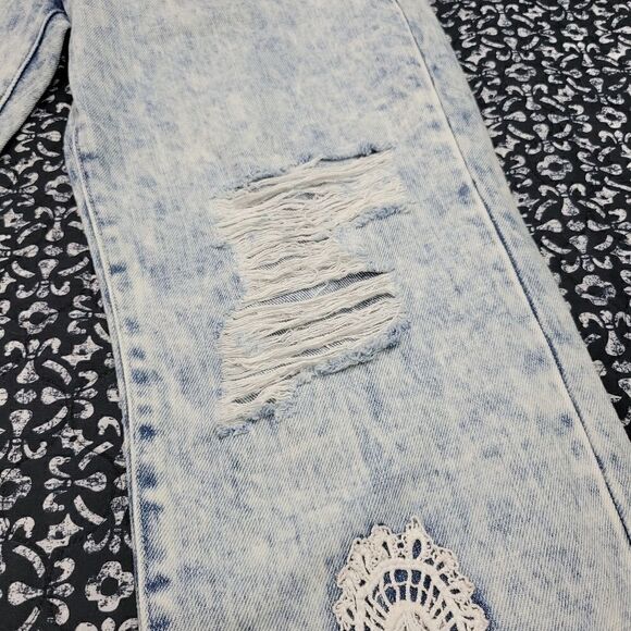 Carmar Cavin crochet Lace Fray Hem Crop Jeans - Picture 8 of 12